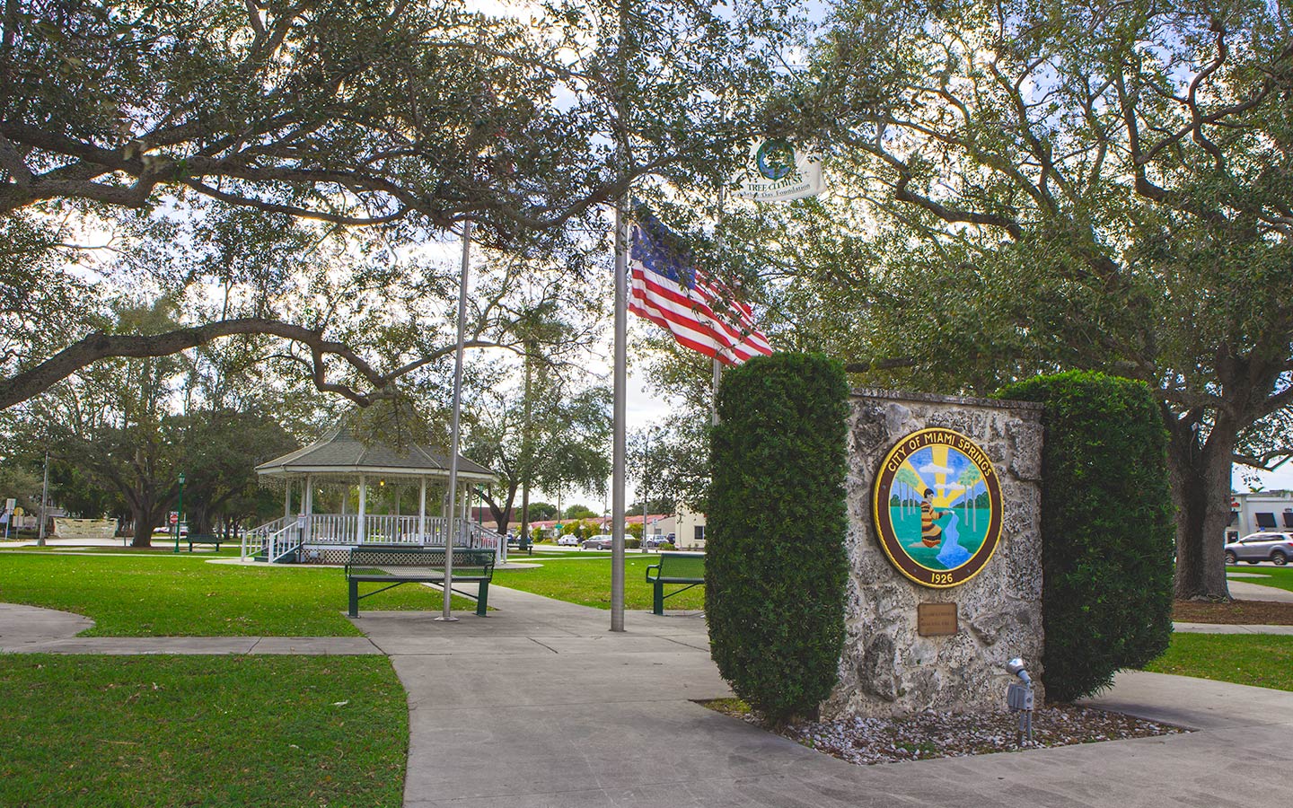 Miami_Springs_Circle_Park_gazebo_1440x900.jpg