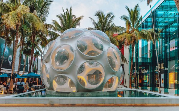 Buckminster Fuller’s Fly’s Eye geodesic dome