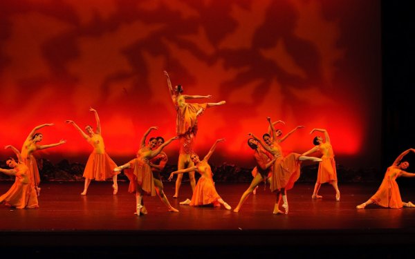 Ballet Dancers Performing