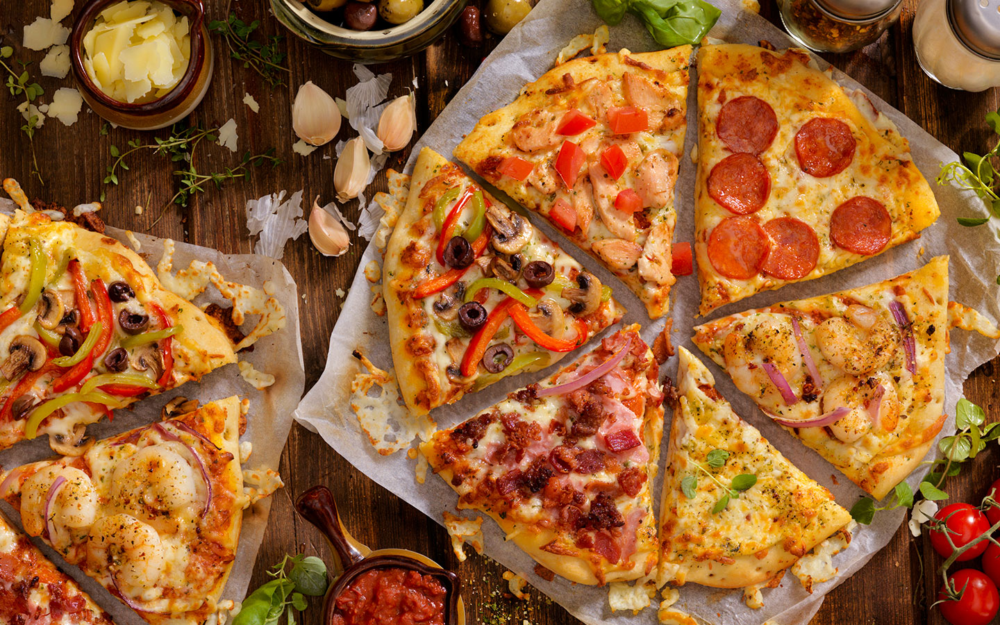 iStock-839988946-Artisan-pizza-1440x900.jpg