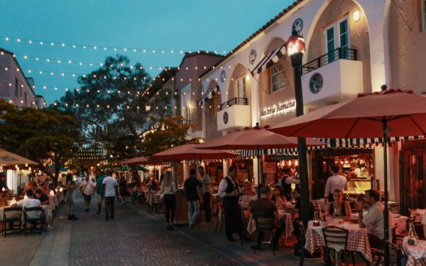 Espanola Way at night