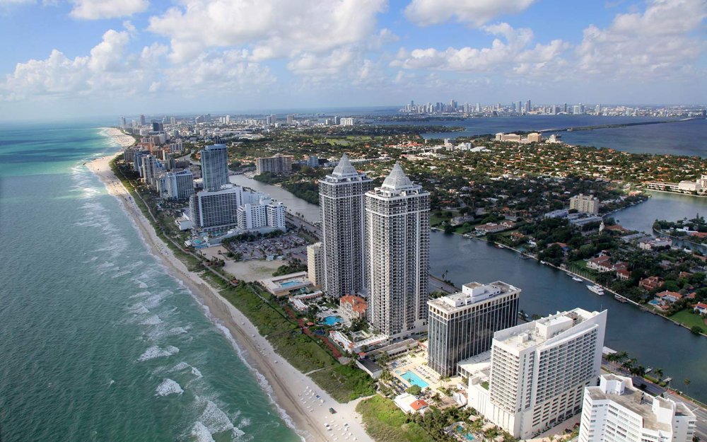 Aerial view of Mid Beach and Indian Creek