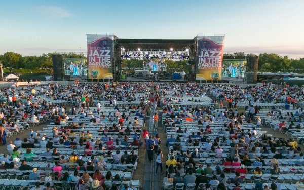 Stage and audience at Jazz in the Gardens