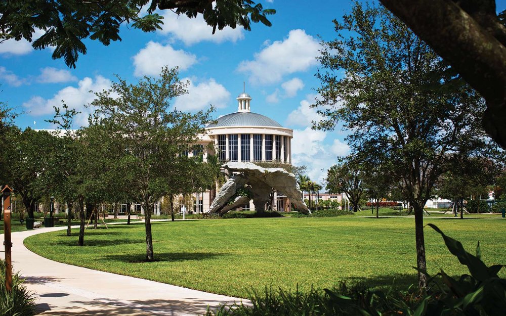 Micco sculpture symbolizing a Gateway to the Everglades in Downtown Doral Park, by artist Michele Ok